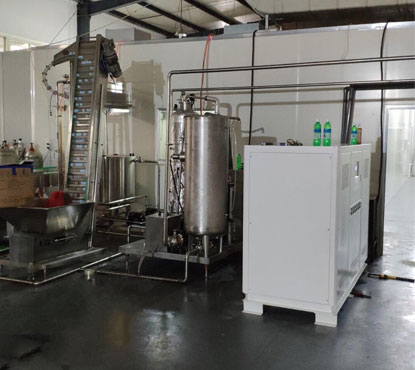 南通客戶-碳酸飲料灌裝生產(chǎn)線